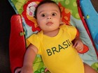 Jaque Khury se adianta e veste filho para jogo do Brasil: 'Adora futebol'
