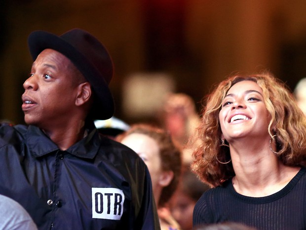 Beyoncé e Jay-Z em festival de música em Los Angeles, nos Estados Unidos (Foto: Christopher Polk/ Getty Images/ AFP)
