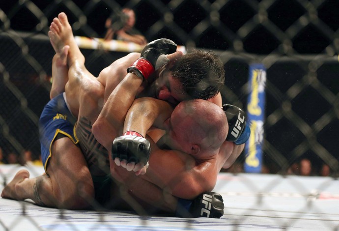 UFC TUF 3 Cara de Sapato x Vitor (Foto: Marcos Ribolli)