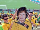 Torcida brasileira recorre a totem de Mick Jagger contra a Colômbia
