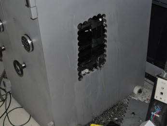 Banco em Jaboatão foi roubado durante madrugada (Foto: Divulgação / Polícia Federal)