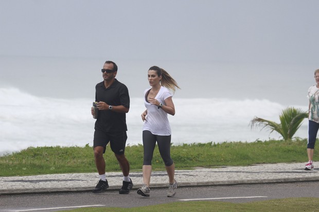 Cleo Pires correndo (Foto: Dilson Silva/ Ag. News)