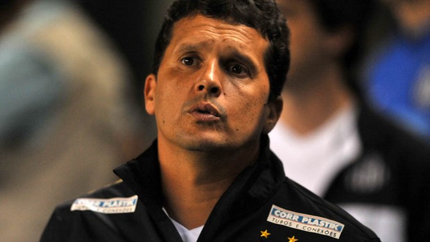 Claudinei Oliveira Técnico Santos (Foto: Ivan Storti / Divulgação Santos FC)