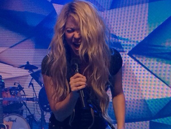 Shakira no palco do Fantástico (Foto: Leandro Cavalcanti/TV Globo)