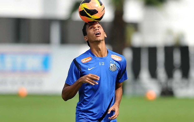 Leandrinho, meia do Santos (Foto: Divulgação/Santos FC)
