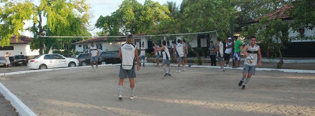 Greve dos jogadores do Botafogo-PB (Foto: Lucas Barros / Globoesporte.com/pb)