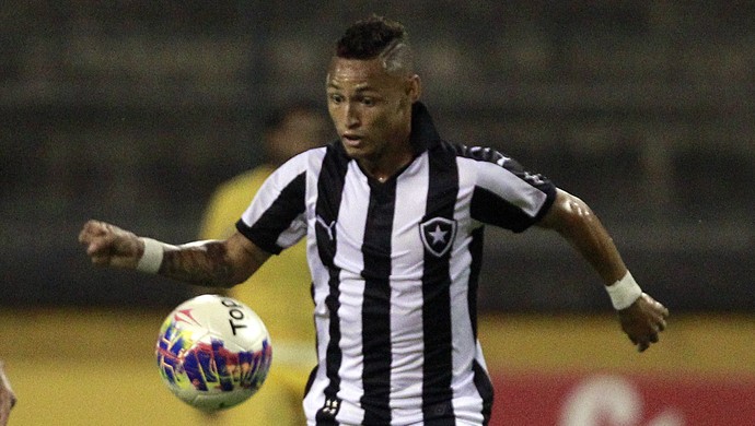 Neilton Botafogo Madureira (Foto: Vitor Silva/SSPress/Botafogo)