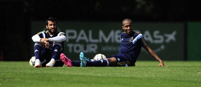 Fim do calvário: Victorino será titular do Palmeiras pela primeira vez