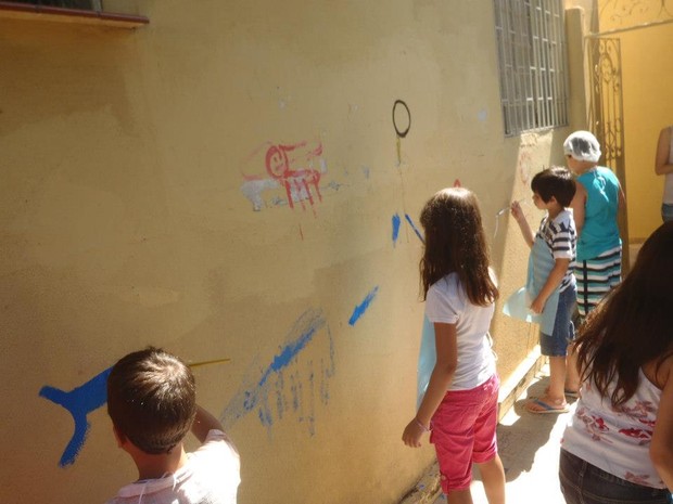 Projeto utiliza brincadeiras durante atendimento a crianças em Uberlândia (Foto: Divulgação/Projeto Infância)