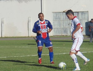 Lance de jogo Paraná Clube x Júnior Team (Foto: Maeva Moraes/Globoesporte.com)