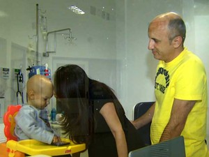 Bebê de 1 ano com leucemia tem três doadores compatíveis para transplante, mas nenhum deles se apresentou para exames (Foto: Sávio Monteiro/EPTV)