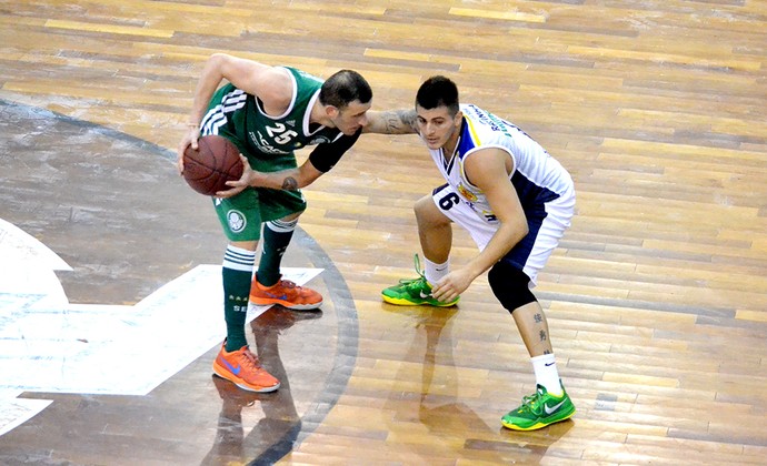 São José vira nos últimos segundos, bate Palmeiras e segue 100% no NBB