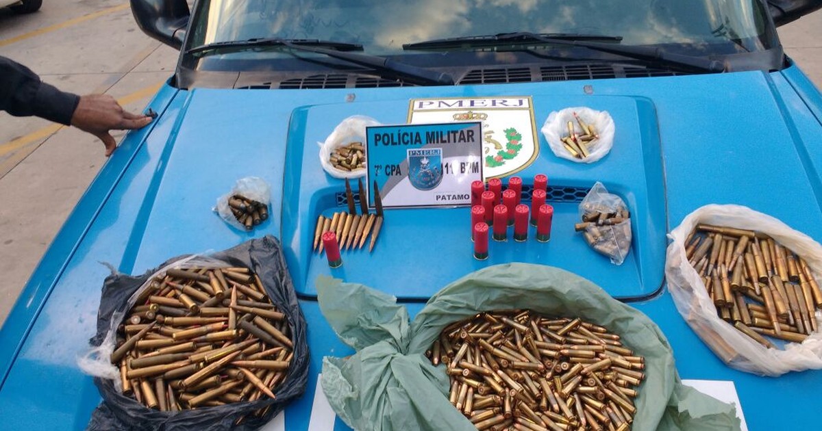 Polícia encontra munições enterradas em Nova Friburgo, no RJ - Globo.com