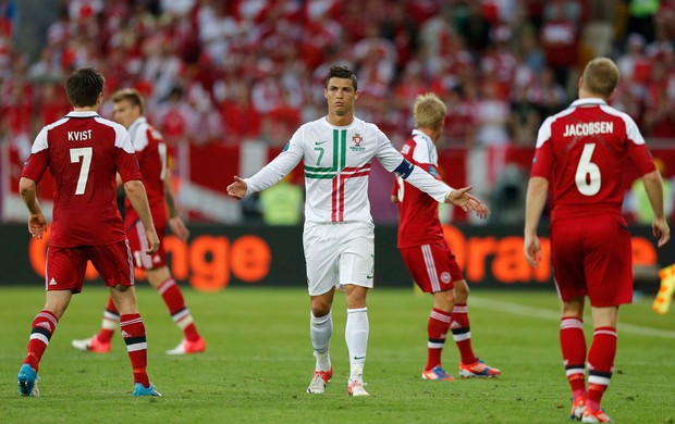 cristiano ronaldo portugal dinamarca eurocopa (Foto: Agência Reuters)