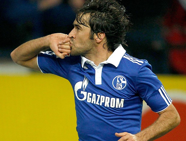 raul schalke 04 gol werder bremen (Foto: Agência Reuters)