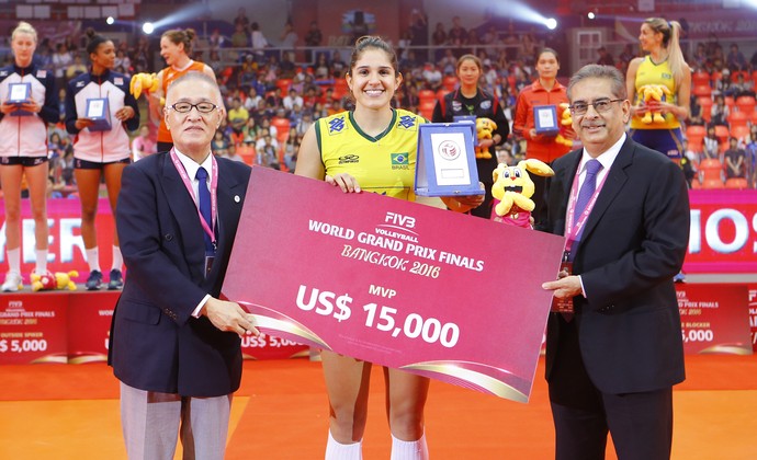Natália MVP Grand Prix 2016 vôlei (Foto: Divulgação/FIVB) Natália MVP Grand Prix 2016 vôlei (Foto: Divulgação/FIVB)
