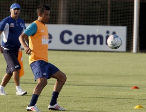 Henrique volante do Cruzeiro (Foto: Washington Alves / Vipcomm)
