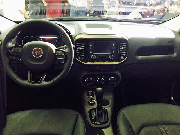 Interior da Fiat Toro (Foto: Luciana de Oliveira / G1)