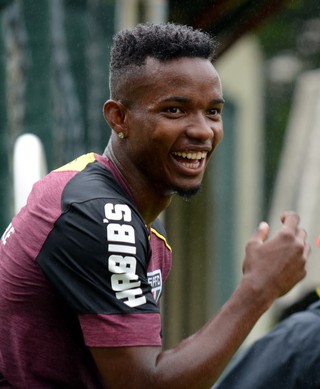 Thiago Mendes São Paulo (Foto: Érico Leonan/saopaulofc.net)