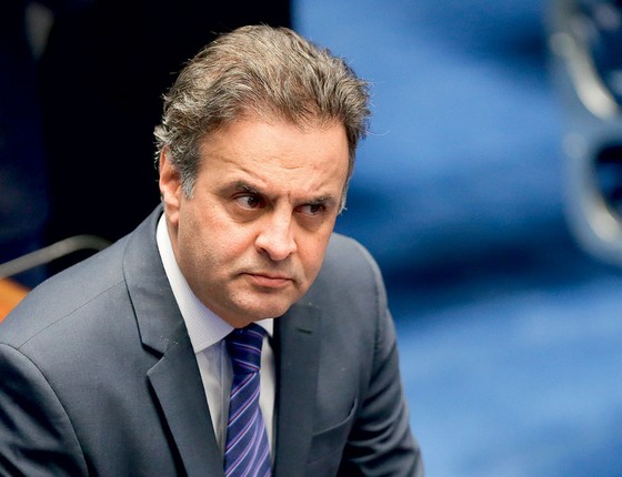 O senador  Aécio Neves (Foto:  Alan Marques/Folhapress)
