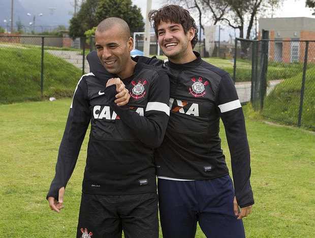 Alexandre Pato e Emerson Sheik (Foto: Daniel Augusto Jr. / Ag. Corinthians)