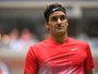 Irreconhecível, Federer sobrevive e vira sobre freguês russo no US Open