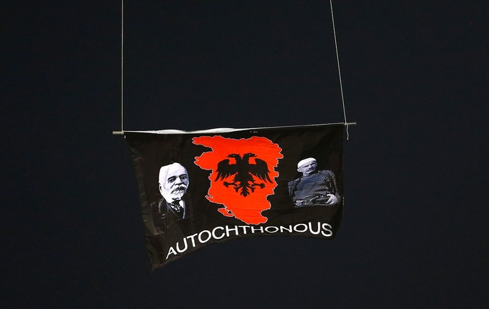 Droner, Servia X Albânia (Foto: Agência Reuters)