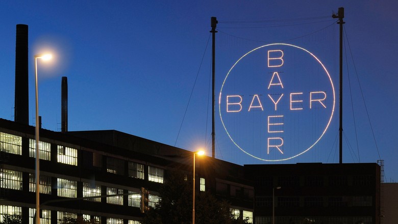 Logo da Bayer na sede da empresa em Leverkusen, na Alemanha (Foto: Divulgação)