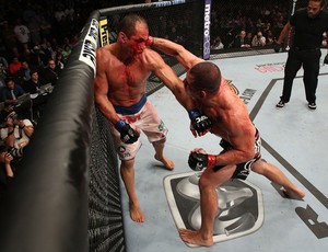 Cain Velasquez x Junior cigano Dos Santos ufc 166 (Foto: Getty Images)