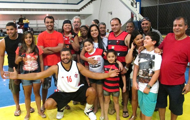 Basquete Olivinha Flamengo e Macaé (Foto: Fábio Leme)