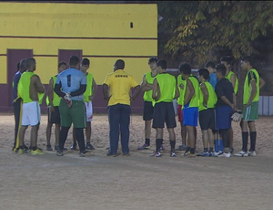 VEC treina para enfrentar o Ariquemes pelo Sub-20 (Foto: Reprodução/TV Rondônia)