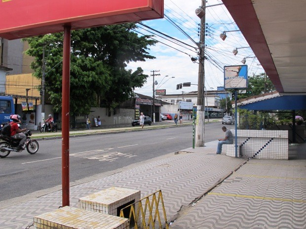 Tentativa de assalto aconteceu na avenida Nossa Senhora de Ftima (Foto: Orion Pires / G1)