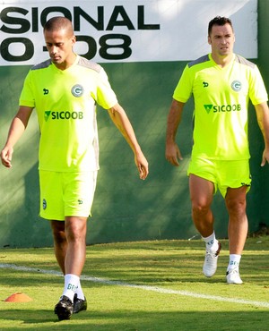 Wendel e Daniel Carvalho em treino do Goiás (Foto: Rosiron Rodrigues / Goiás E.C.)