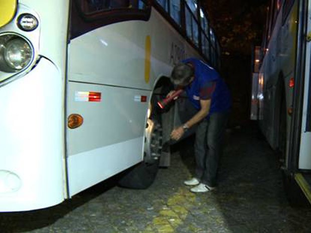 Agentes do Procon realizaram ação em garagens de ônibus  (Foto: Divulgação/Cinerama Brasilis)
