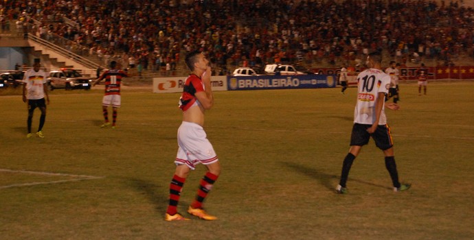 Campinense x Globo FC, Amigão (Foto: Silas Batista / GloboEsporte.com)