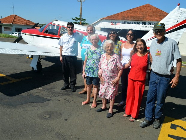 [Brasil] Aos 104 anos, vovó realiza 'último desejo' e viaja de avião pela 1ª vez Dsc_0087