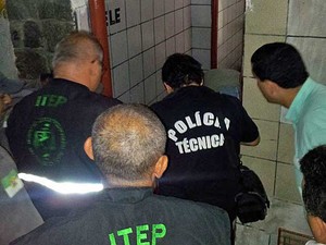 advogado é morto em banheiro de bar (Foto: Jorge Talmon / Inter TV Cabugi)