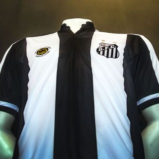 Camisa Santos (Foto: divulgação) Camisa Santos (Foto: divulgação)