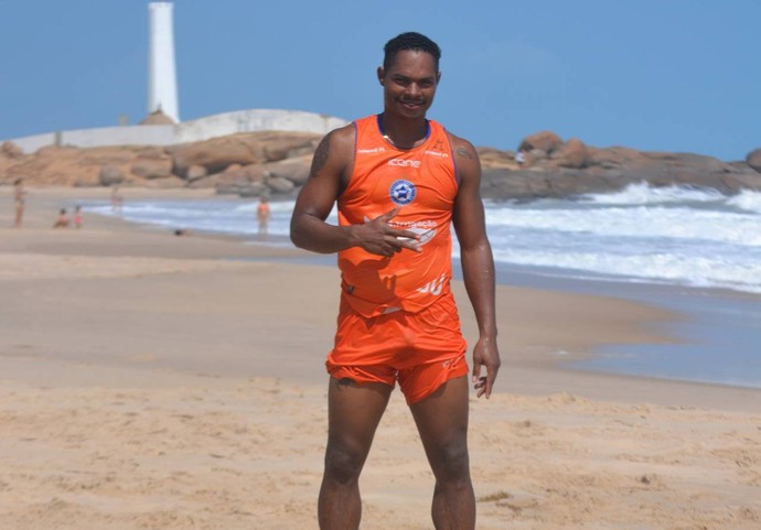 Parnahyba treina na praia (Foto: Didupaparazzo ) Parnahyba treina na praia (Foto: Didupaparazzo )