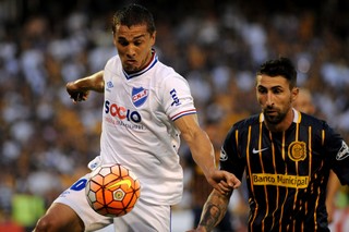 Sebastián Fernández e Alejandro Donatti, Rosario Central x Nacional (Foto: EFE / Silvio Moriconi)