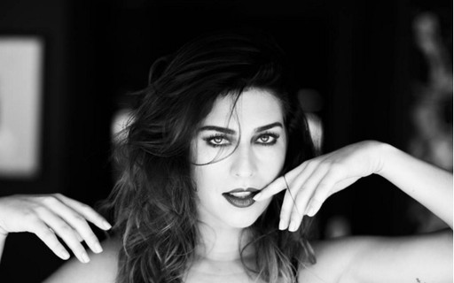 De Lingerie Fernanda Paes Leme Nos Ensina O Que Ser Sexy Gq Musa