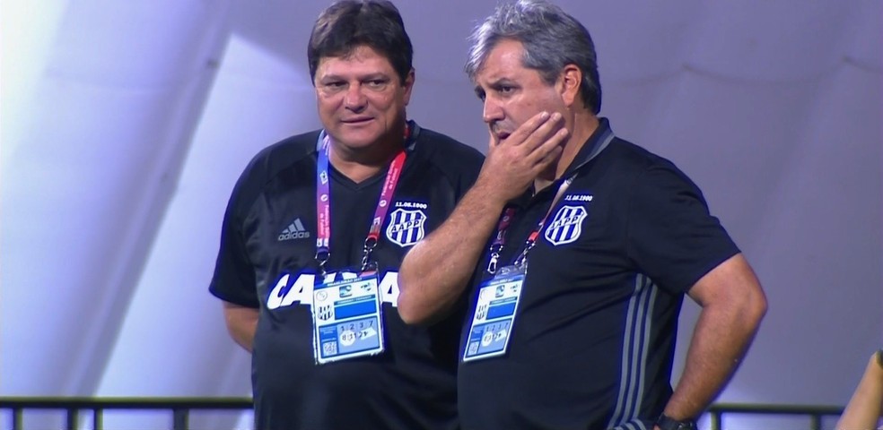 Expressão de Kleina diz tudo: Ponte ficou devendo em Goiânia  (Foto: Reprodução / PFC)