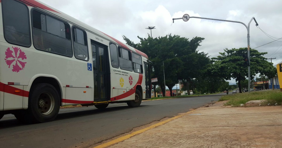 G Em Ms Homem Furta Nibus Urbano E Arranca Sem Foros Durante Fuga