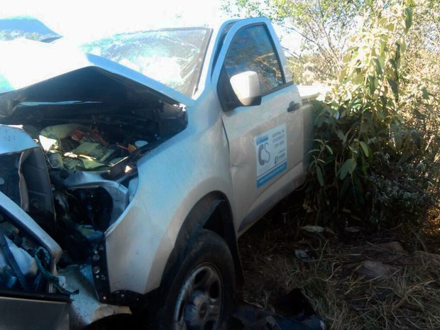 Ultrapassagem proibida pode ter causado acidente (Foto: Divulgação/Polícia Rodoviária Federal) Ultrapassagem proibida pode ter causado acidente (Foto: Divulgação/Polícia Rodoviária Federal)