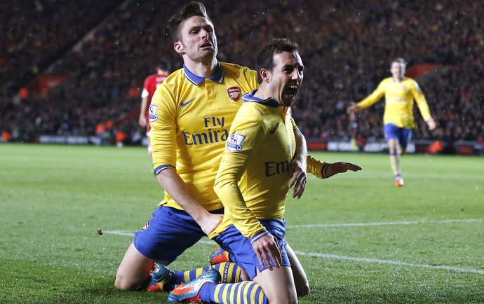 Santi Cazorla gol Arsenal (Foto: AFP)