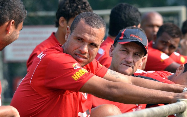 com a galera (João Pires / Vipcomm)