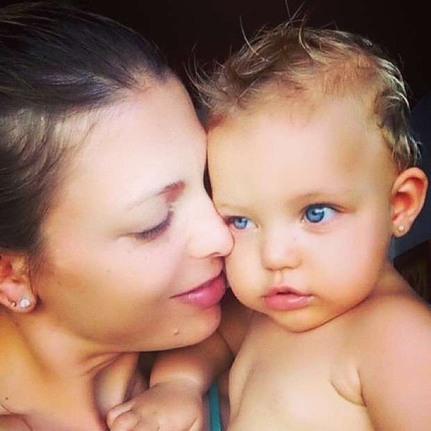 Sheila Mello com a filha, Brenda (Foto: Instagram/ Reprodução)