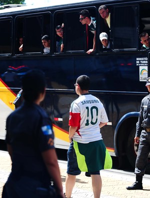 Torcida do Palmeiras em Volta Redonda (Foto: Marcos Ribolli / Globoesporte.com)