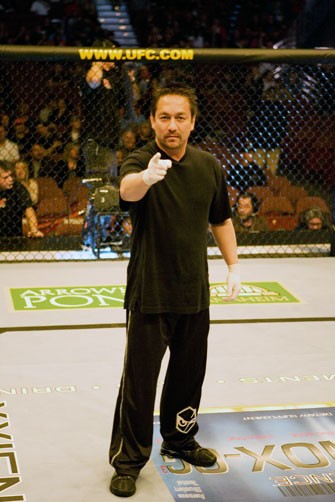 Mário Yamasaki, juiz do UFC (Foto: Divulgação/UFC)