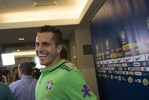 Marcelo Grohe durante coletiva da Seleção (Foto: Leo Correa / Mowa Press)